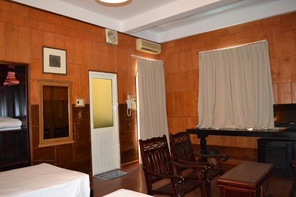 White Lion 2 Hotel Nha Trang Buitenkant foto