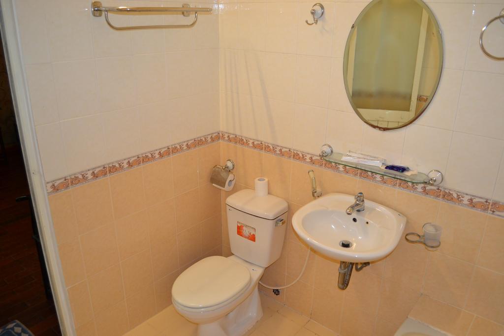 White Lion 2 Hotel Nha Trang Buitenkant foto